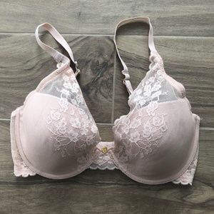 Natori Lace Underwire Peach Colored Bra